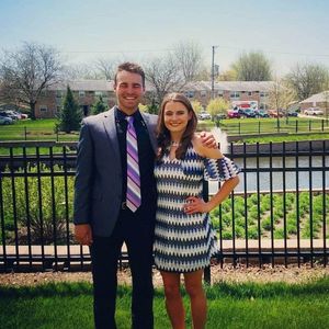 Meet your Posher, Elizabeth